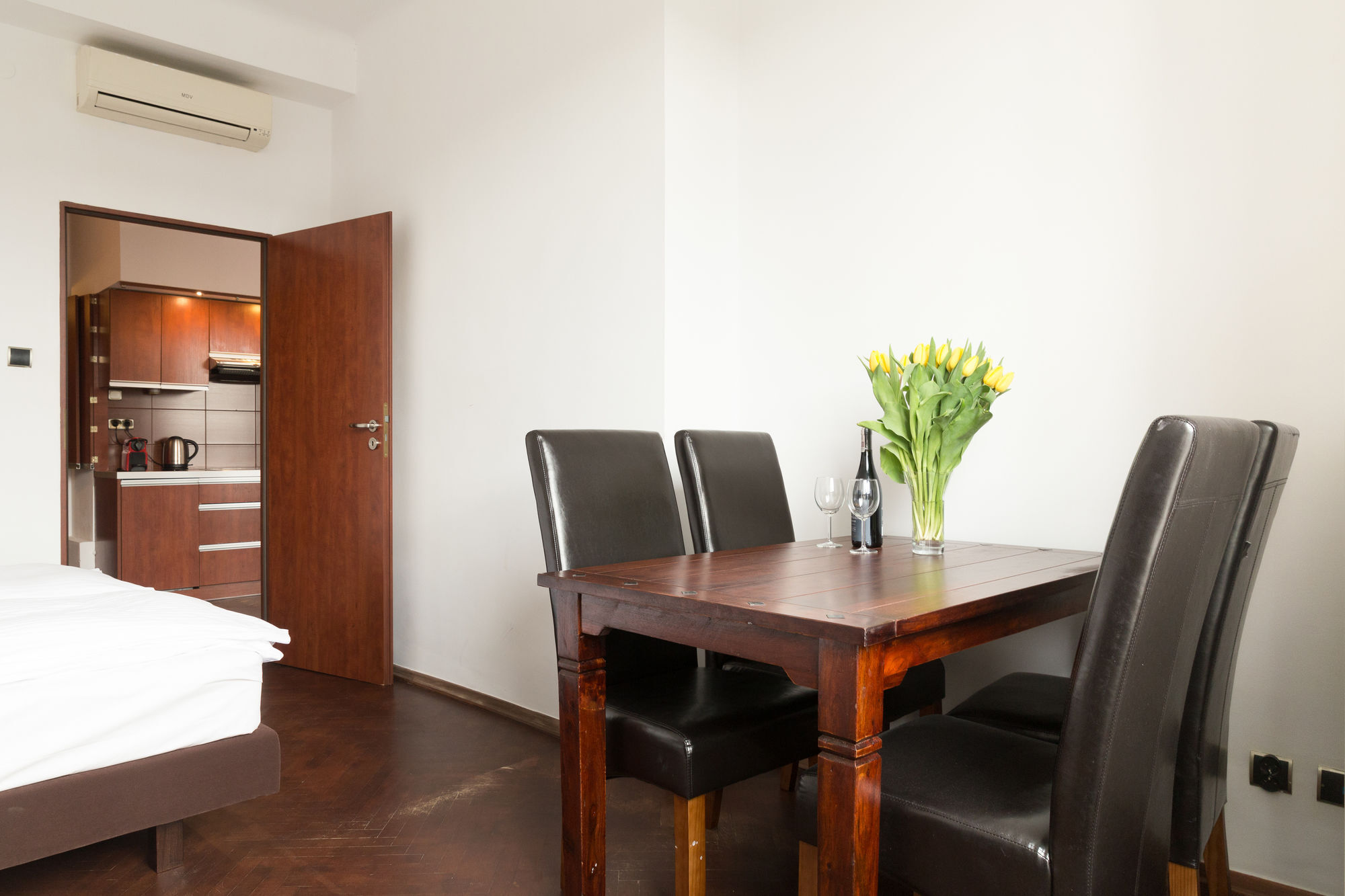 Apartamenty Wawa Centrum By Your Freedom Warszawa Exteriör bild